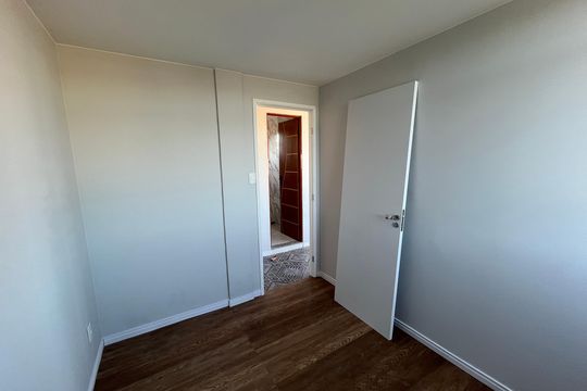  Quarto 1 de apartamento para alugar com 1 quarto, 30m² em Centro, Duque de Caxias