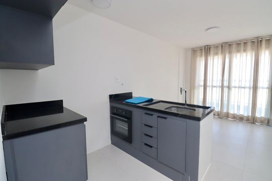 Cozinha de apartamento para alugar com 1 quarto, 40m² em Jaguaribe, Salvador