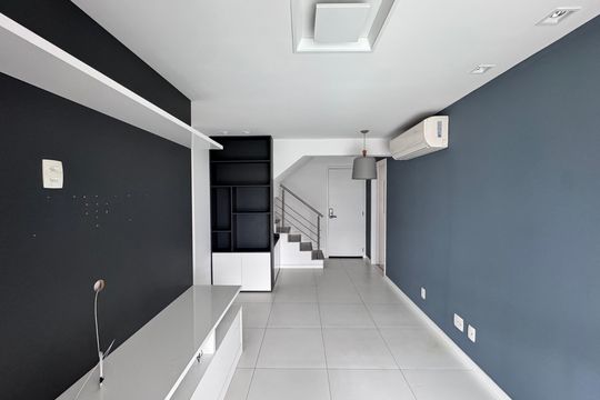 Sala de apartamento para alugar com 3 quartos, 148m² em Recreio dos Bandeirantes, Rio de Janeiro