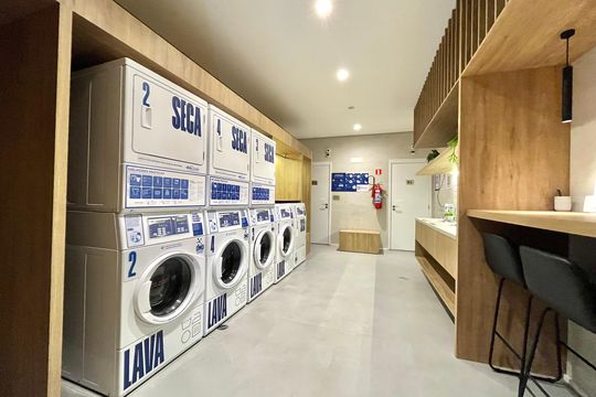 Área comum - Lavanderia  de kitnet/studio para alugar com 1 quarto, 24m² em Vila Mascote, São Paulo