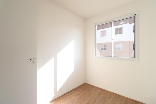 Quarto 1 de apartamento para alugar com 2 quartos, 49m² em Parque Industrial Tomas Edson, São Paulo