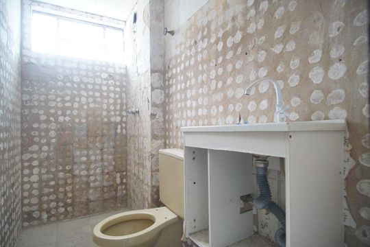 Banheiro de apartamento à venda com 3 quartos, 67m² em Rio Branco, São Leopoldo