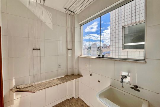 Apartamento à venda com 4 quartos, 125m² em Floresta, Belo Horizonte