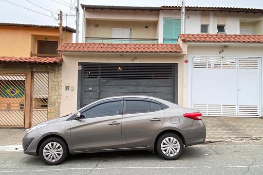 Fachada de casa à venda com 3 quartos, 140m² em Parque Boturussu, São Paulo