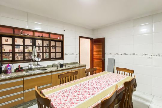 Cozinha de casa à venda com 3 quartos, 140m² em Parque Boturussu, São Paulo
