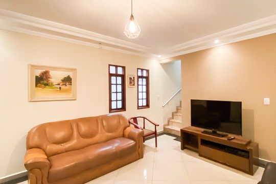 Sala de casa à venda com 3 quartos, 140m² em Parque Boturussu, São Paulo
