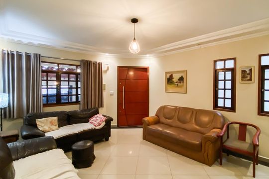 Casa à venda com 3 quartos, 140m² em Parque Boturussu, São Paulo