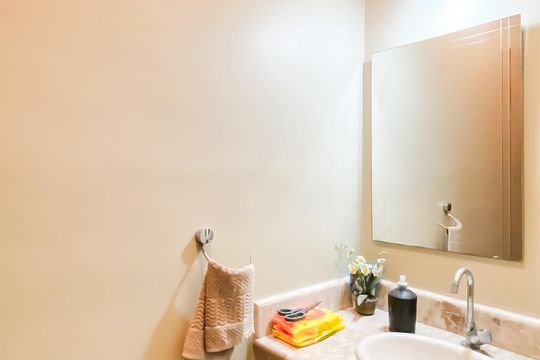 Lavabo de casa à venda com 3 quartos, 140m² em Parque Boturussu, São Paulo