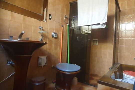 Banheiro de casa à venda com 4 quartos, 275m² em Jardim Leblon, Belo Horizonte