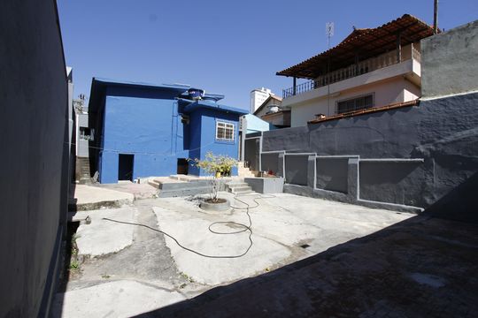 Quintal de casa à venda com 4 quartos, 310m² em Carlos Prates, Belo Horizonte