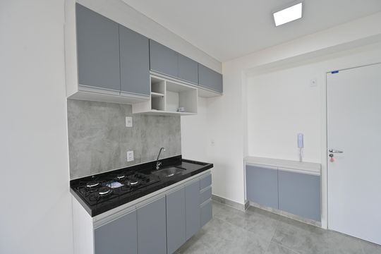 Cozinha de apartamento para alugar com 1 quarto, 30m² em Planalto Paulista, São Paulo