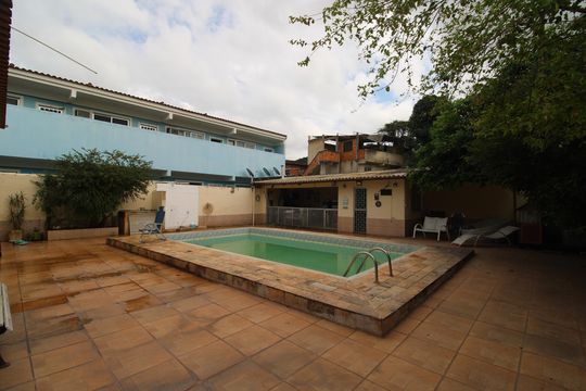 Quintal de casa à venda com 3 quartos, 210m² em Taquara, Rio de Janeiro