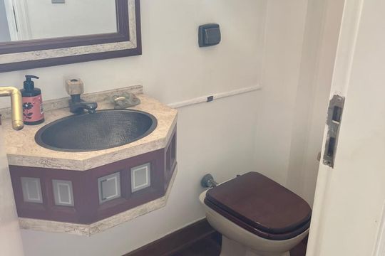 Banheiro de apartamento à venda com 4 quartos, 181m² em Chácara Santo Antônio (Zona Sul), São Paulo