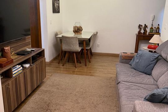Apartamento à venda com 2 quartos, 68m² em Jardim Itu, Porto Alegre