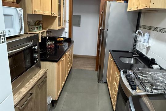 Cozinha de apartamento à venda com 2 quartos, 68m² em Jardim Itu, Porto Alegre