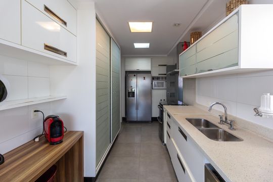 Cozinha de apartamento à venda com 4 quartos, 193m² em Cidade Maia, Guarulhos