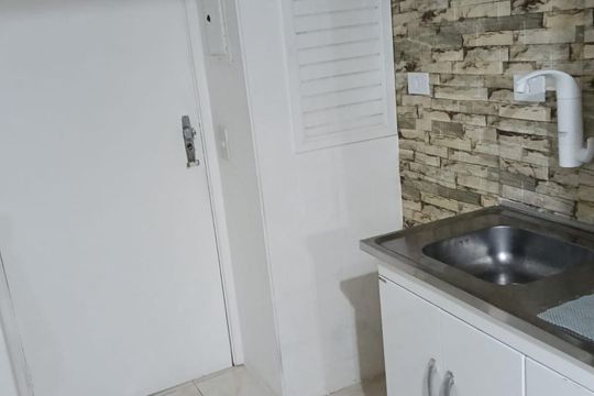 Cozinha de apartamento para alugar com 1 quarto, 40m² em Liberdade, São Paulo