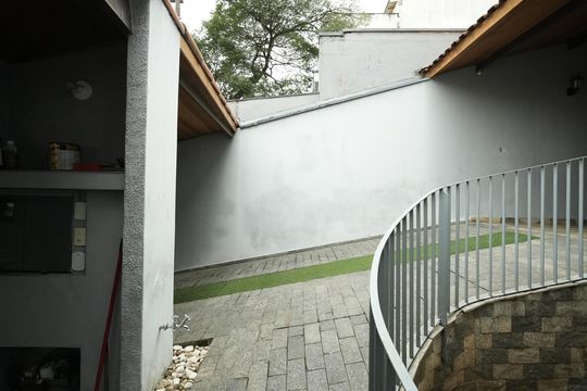 Garagem de casa à venda com 3 quartos, 210m² em Santa Terezinha, Santo André