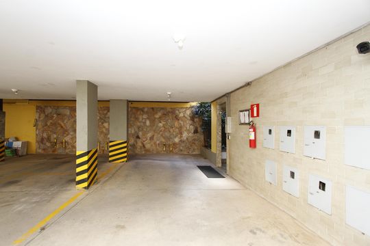 Garagem de apartamento para alugar com 4 quartos, 130m² em Anchieta, Belo Horizonte