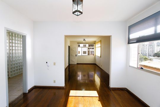 Apartamento para alugar com 4 quartos, 130m² em Anchieta, Belo Horizonte