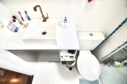 Banheiro de apartamento à venda com 2 quartos, 52m² em Vila Paranagua, São Paulo