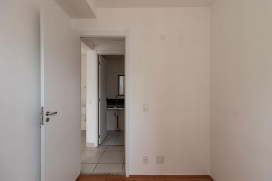 Quarto 1 de apartamento para alugar com 2 quartos, 34m² em Barra Funda, São Paulo