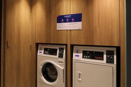 Área Comum - Lavanderia de apartamento à venda com 2 quartos, 63m² em Itaim Bibi, São Paulo