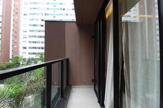 Varanda de apartamento à venda com 2 quartos, 63m² em Itaim Bibi, São Paulo