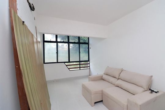 Sala  de apartamento para alugar com 1 quarto, 55m² em Itapuã, Salvador