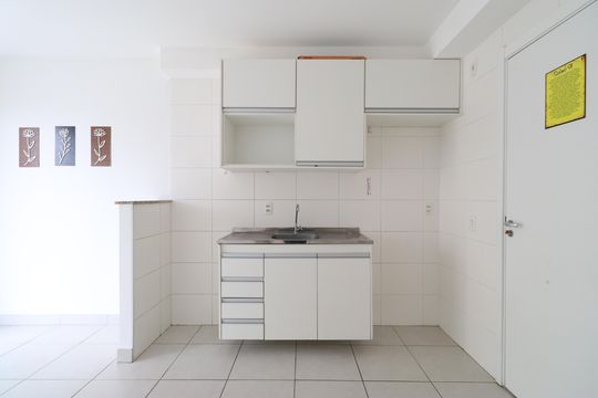 Cozinha  de apartamento para alugar com 2 quartos, 35m² em Barra Funda, São Paulo