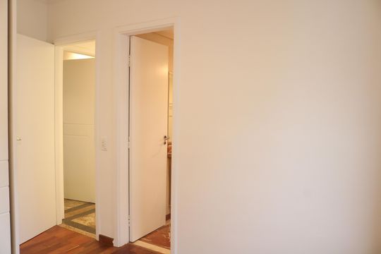 Suíte  de apartamento para alugar com 3 quartos, 98m² em Pompeia, São Paulo