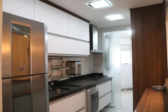 Cozinha de apartamento para alugar com 3 quartos, 98m² em Pompeia, São Paulo