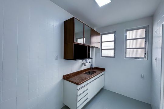 Apartamento para alugar com 2 quartos, 56m² em Cerqueira César, São Paulo
