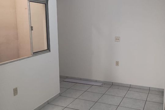 Sala de casa para alugar com 2 quartos, 55m² em Conceição, Osasco