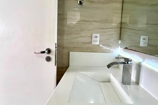 Suíte de apartamento à venda com 2 quartos, 217m² em Fazenda Santa Cândida, Campinas