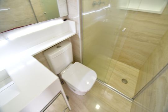 Banheiro Suíte de apartamento para alugar com 2 quartos, 217m² em Fazenda Santa Cândida, Campinas