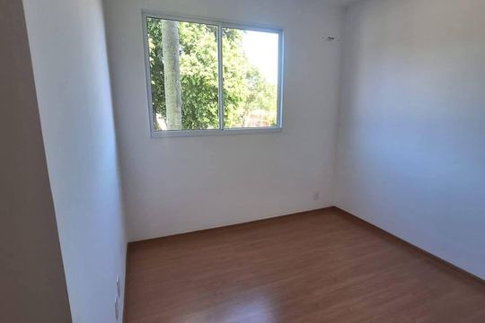Quarto de apartamento para alugar com 2 quartos, 40m² em Cavalhada, Porto Alegre