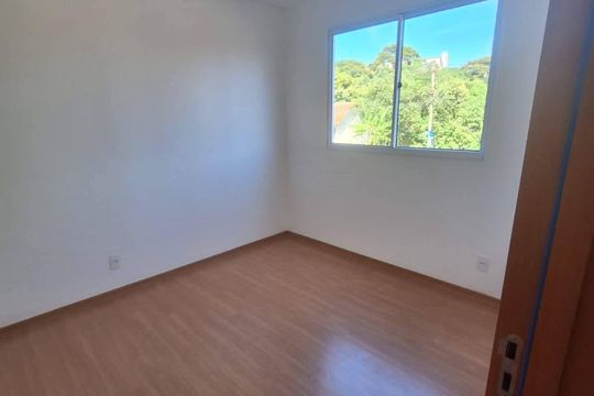 Quarto de apartamento para alugar com 2 quartos, 40m² em Cavalhada, Porto Alegre