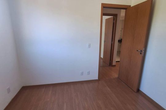 Quarto de apartamento para alugar com 2 quartos, 40m² em Cavalhada, Porto Alegre