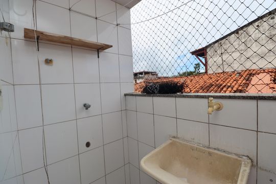 Área de Serviço de apartamento para alugar com 2 quartos, 40m² em Itapuã, Salvador