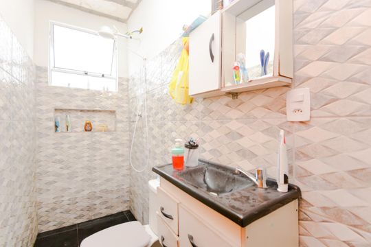 Banheiro Social de casa à venda com 2 quartos, 125m² em Jardim Paulista, Guarulhos