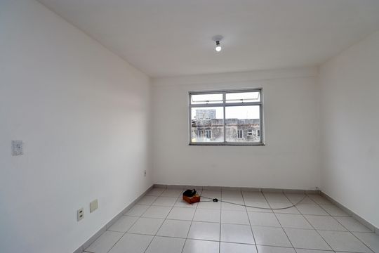 Apartamento para alugar com 2 quartos, 40m² em Itapuã, Salvador