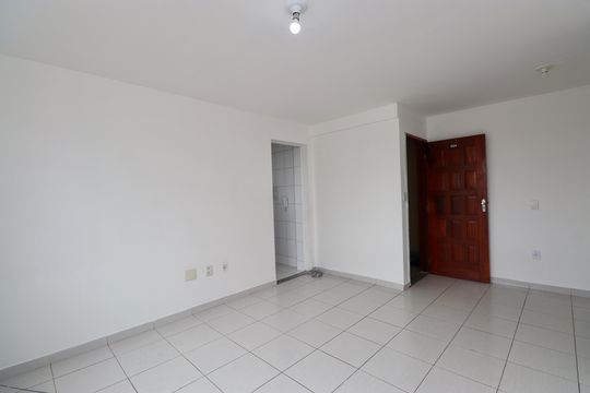 Sala de apartamento para alugar com 2 quartos, 40m² em Itapuã, Salvador