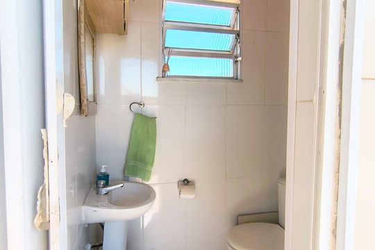 Banheiro de casa de condomínio à venda com 2 quartos, 115m² em Abolição, Rio de Janeiro