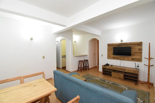 Sala de apartamento para alugar com 1 quarto, 32m² em Bigorrilho, Curitiba