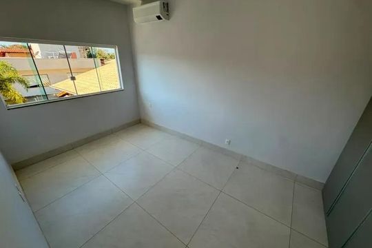 Quarto de casa para alugar com 3 quartos, 120m² em Braúnas, Belo Horizonte
