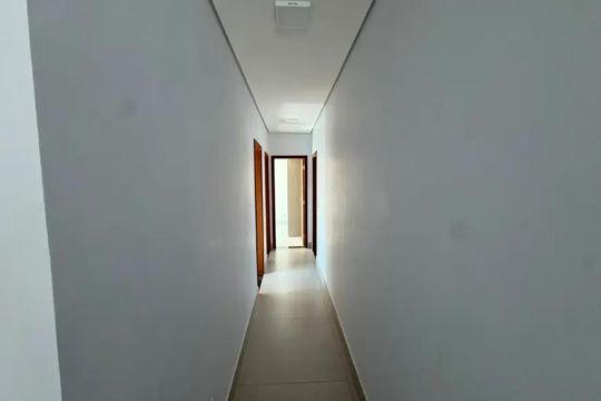 Corredor de casa para alugar com 3 quartos, 120m² em Braúnas, Belo Horizonte