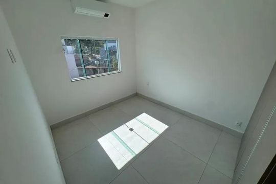 Quarto de casa para alugar com 3 quartos, 120m² em Braúnas, Belo Horizonte