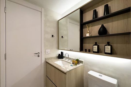 Banheiro de kitnet/studio à venda com 1 quarto, 25m² em Campo Belo, São Paulo