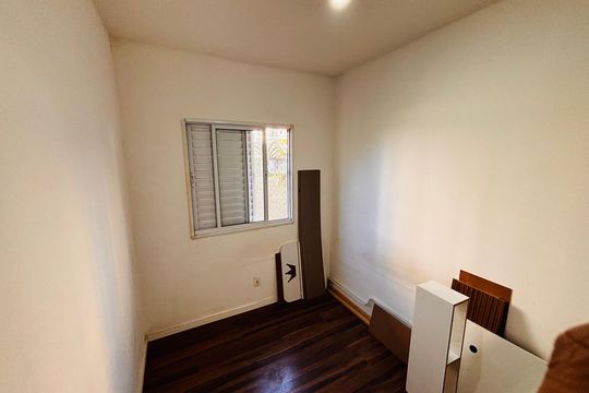 Quarto de apartamento para alugar com 2 quartos, 48m² em Novo Osasco, Osasco